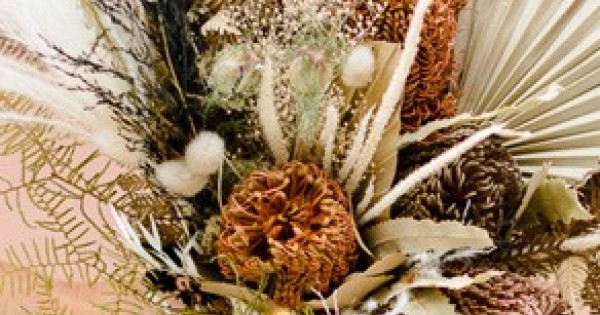 Dried and Preserved Flowers and Foliage