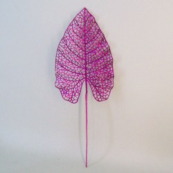 Artificial Acanthus Leaf Hot Pink Glitter - 16X005
