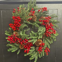 Sabina Pine & Berry Luxury Christmas Wreath - OX001b