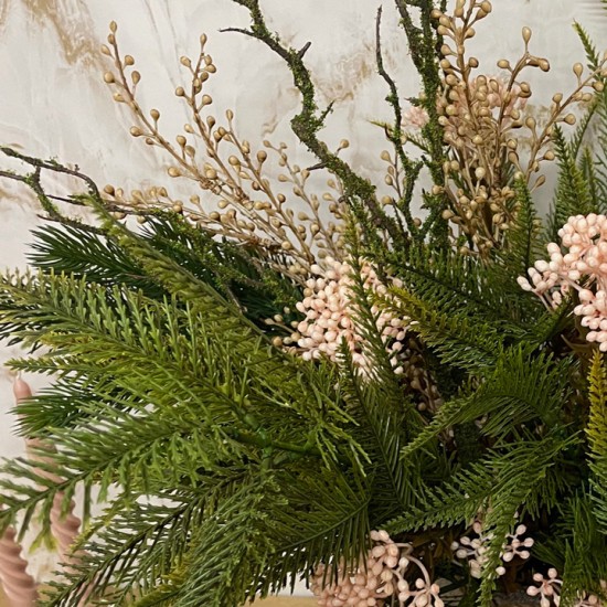 LAST CHRISTMAS | WINTER FOLIAGE BOUQUET LAST CHRISTMAS | WINTER FOLIAGE BOUQUET
