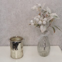Christmas Flower Arrangements | White Snow Berries in Clear Glass Vase - 18X097 BS1B