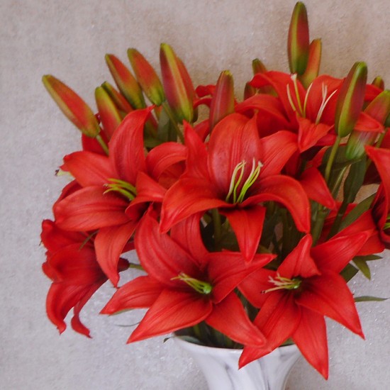 Real Touch Artificial Lily Red 65cm - L128 J1