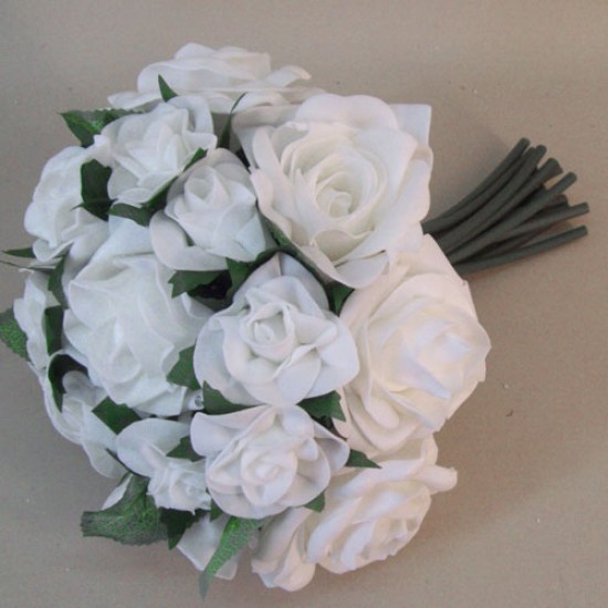 Mixed Foam Roses Posy White 28cm - R617 R1 Mixed Foam Roses Posy White 28cm - R617 R1