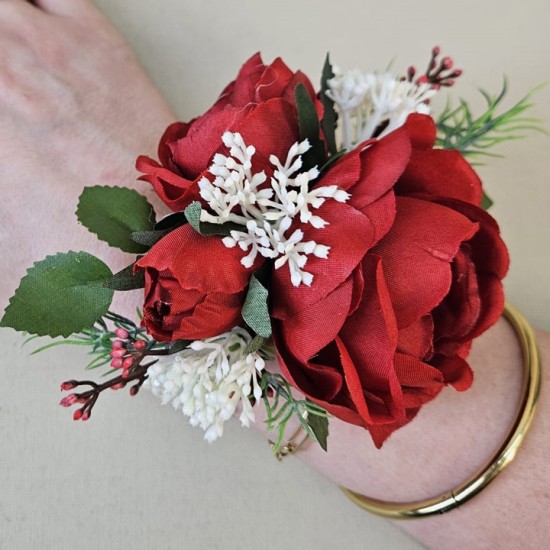 Roses are Red Wrist Corsage - WCOR017