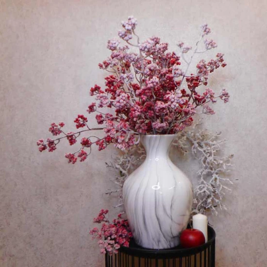 Artificial Christmas Berries Red with Snow 67cm - X22036 BAY4B