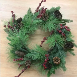 Artificial Christmas Wreaths Spruce Pine Cones and Berries 60cm - X20043