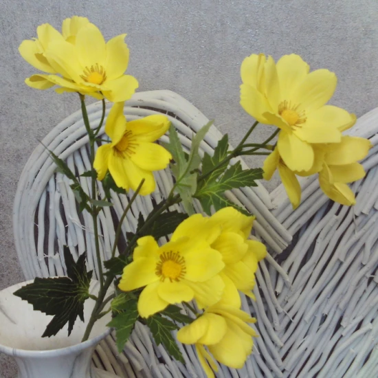 Artificial Cosmos Yellow 69cm - C100 B2