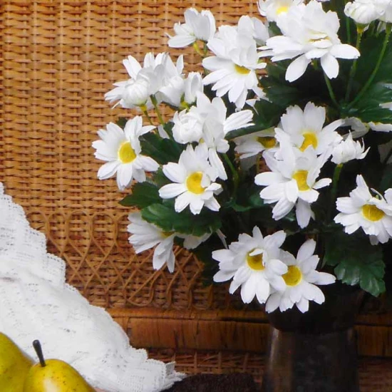 Silk Daisy Bunch White 49cm - D026 