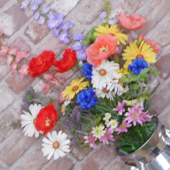 Birth Month Faux Flowers Bouquet - April ~ Daisies ABV067 : Designed by Helen