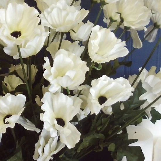 Artificial Poppies White Black 47cm - P233 K3