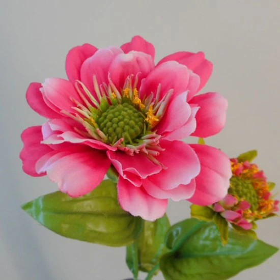 Zinnia and Bud Hot Pink 43.5cm - Z039 T2